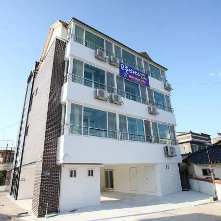 Yangyang Blue Sea Pension & B&B