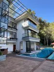 Yasa Retreat - Pools