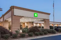 Wyndham Garden Greensboro Hotel di 
