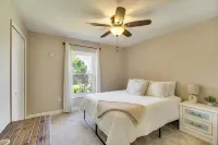 Jump into Fall at This Cozy Gem w/ Private Pool! - Homestays