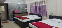 Guru Mauli Yatri Nivas