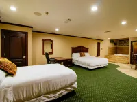 OYO Pinewood Inn & Suites Silsbee Hotels in Silsbee