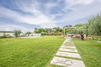Refreshing poolside escape in Ponte de Sor - Wifi