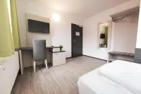 Bp24 Hotel Eschweiler - Bãi đậu xe