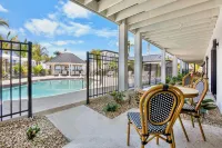 Tropic Isle at Anna Maria Island Inn