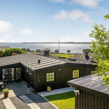 "Fokke" - 450m from the Sea
