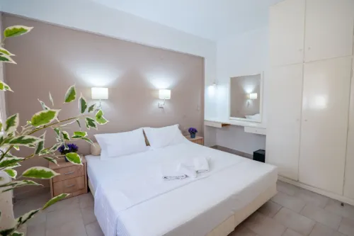 Corfu Glyfada Menigos Resort No01