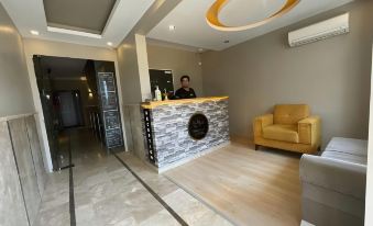 Khan's B&B Hotel