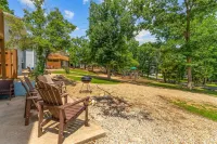 Tranquil Woods Retreat Branson