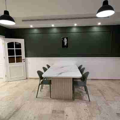 3 Bedroom Apartment of 200m Jre Others