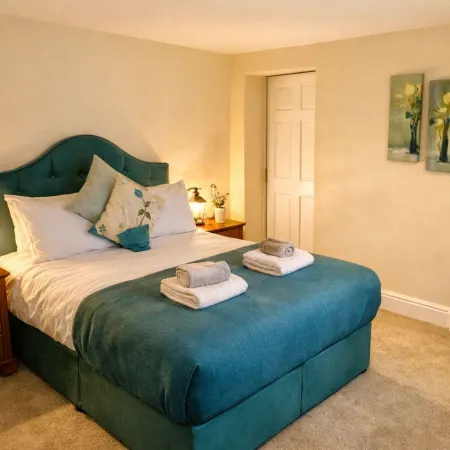 Dolgun Uchaf Historic B&B and Cottages in Snowdonia