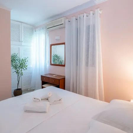 Corfu Glyfada Menigos Resort 40