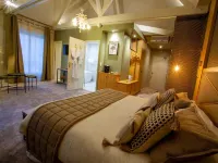 Chateau du Clos de la Ribaudiere - 4-Star