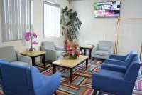Days Inn by Wyndham Syracuse - 2-Star