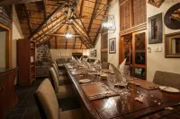 Tshukudu Bush Lodge - 5-Star