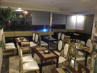 Areen Hotel Al Basateen - Spa