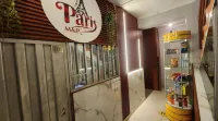 Hotel Paris - Bathtub
