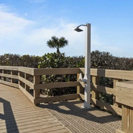 Sanibel Beachfront Luxury Condo Full Gulf View! 3Br, 2 BA! Covered Prkg! Sports!