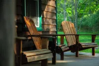 Summer Outdoor Retreat! Cozy Cabin on 5 Acres on Ausable River - Wifi