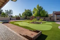 Paradise Lane Pool - Hot Tub - Sports Court - Bungalows