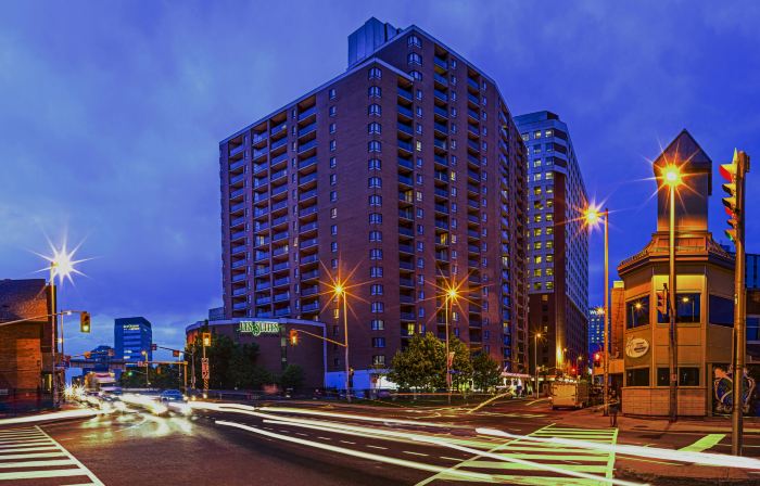 Les Suites Hotel Ottawa