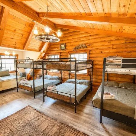 Bodfish Ranch/ Sleeps 14 / Secluded on 3.5 Acres