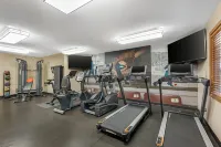 Best Western Plus Dubuque Hotel  Conference Center - Gym
