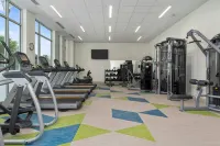 Element Hampton Peninsula Town Center - Gym