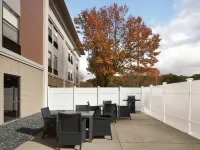 Hampton Inn Youngstown/Boardman - parking