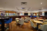 Delta Hotels by Marriott Swansea - Baarit