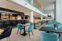 Four Points by Sheraton Panoramahaus Dornbirn - bar