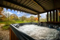 Dragons Barn with Hot Tub - 2-Sterne