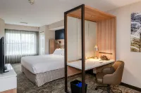 SpringHill Suites Dayton South/Miamisburg - parking