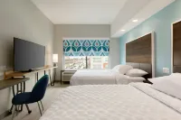 Tru by Hilton St. Charles St. Louis - parking