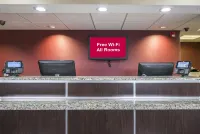 Red Roof Inn Toledo - Maumee - parking