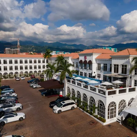 S Hotel Kingston
