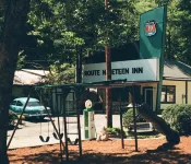 Route 19 Inn - Parkering