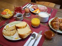 Hôtel les Trois Luppars - breakfast