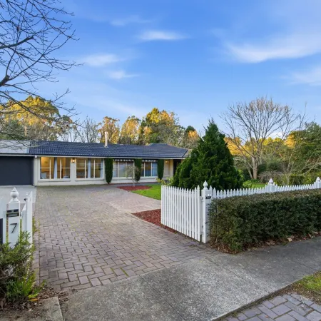 Casa Cypress, Home Near Bowral With Garden and BBQ