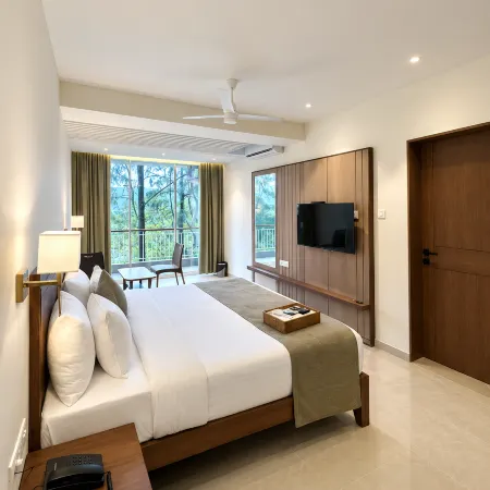 Cloud Green Resort & Spa