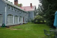 Centennial House - parking