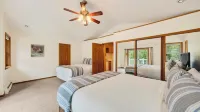 Stillwood by Avantstay Alpine Chalet + Decks + Game Room Near Ski + Lake - Homestays