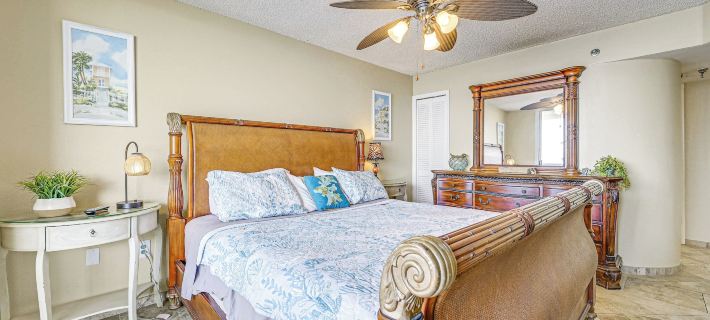 On-Site Beach Access! Waterfront Hudson Condo Hotels in Pasco County