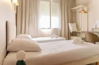 Hotel Bloom - 2-Star