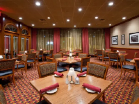 Holiday Inn YOUNGSTOWN-SOUTH (BOARDMAN) by IHG Hotels in Boardman Township