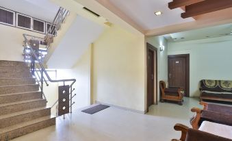 OYO 27689 Hotel Haveli Inn