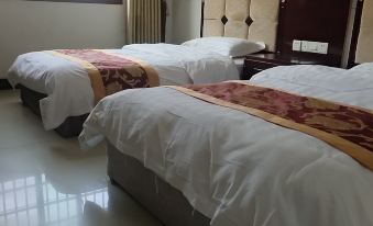 Xintian Lantian Business Hotel