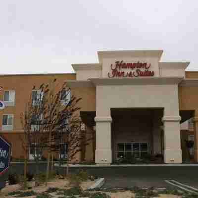 Hampton Inn & Suites Ridgecrest Hotel Exterior