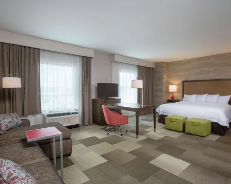 ハンプトン イン & スイーツ オアフ / カポレイ カポレイのホテル