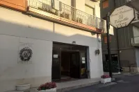 Hotel Virgilio Hotels near Piazza Ebalia